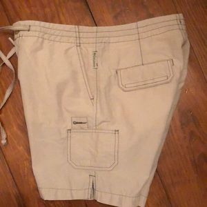 Columbia hiking shorts XS tan